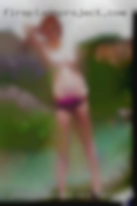 :) just housewives here to meet people lonely :) near Virginia.